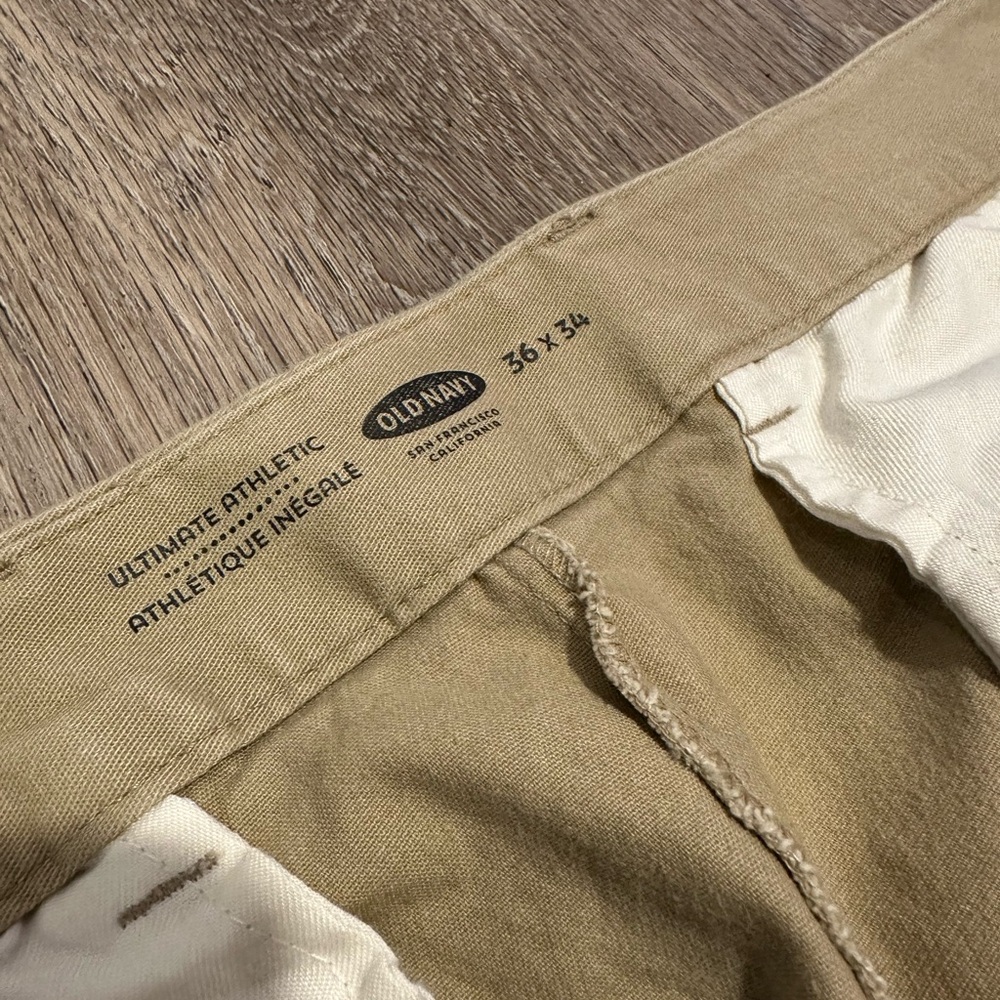 Old navy men’s khakis